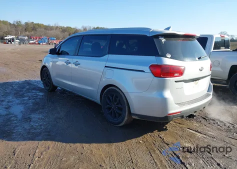 2021 Kia Sedona Ex z USA, uszkodzony, nr VIN KNDMB5C15M6672037